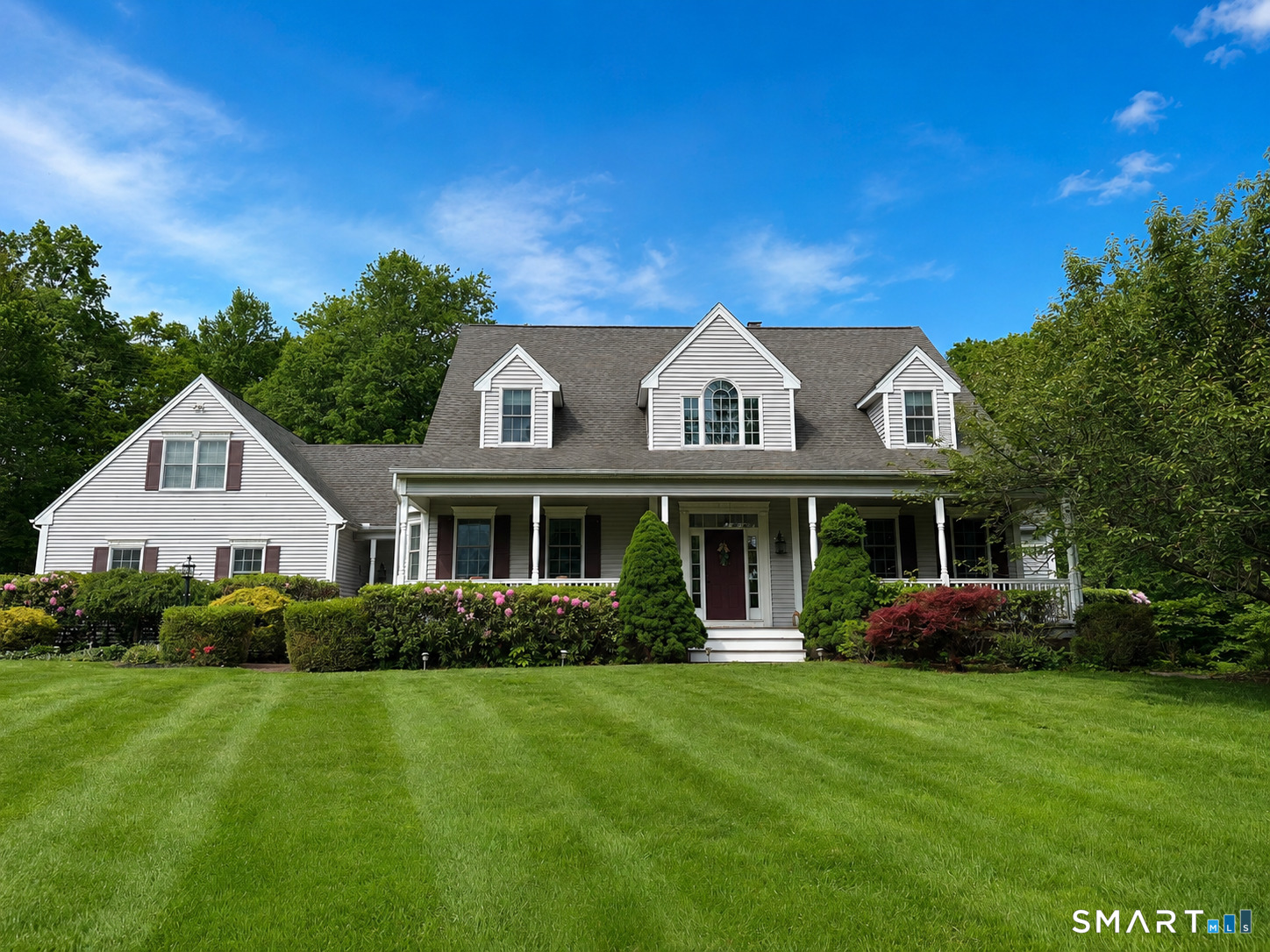 10 Isabell Drive