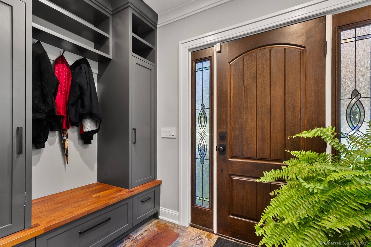 218 North Taylor Avenue