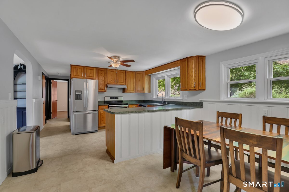 10 Cheryl Drive