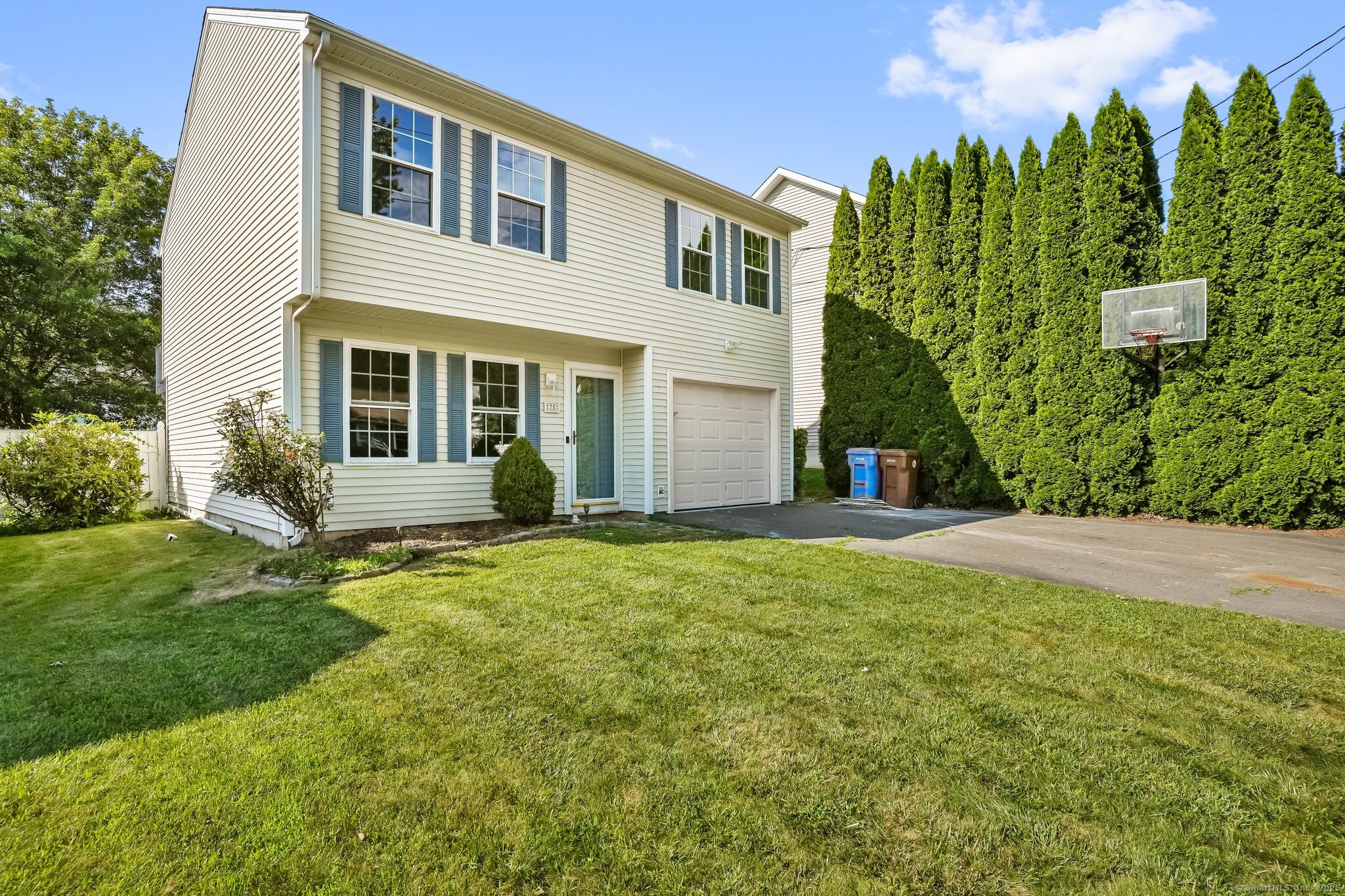 75 Beecher Avenue
