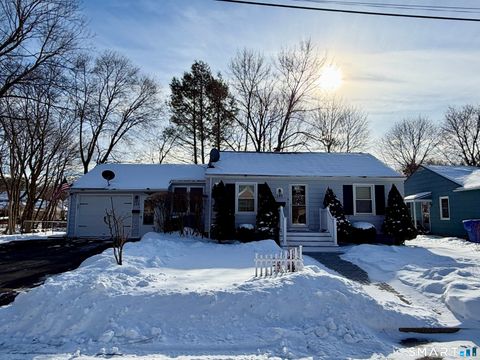 Photo of 148 Lois Street, Torrington, CT 06790 (MLS # 24146987)