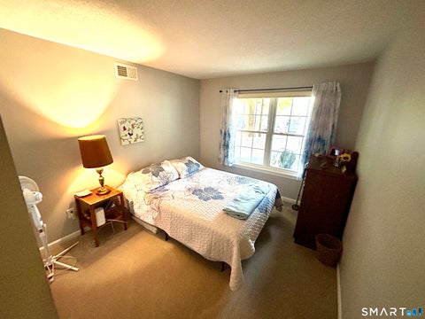 Tiny photo for 1 Forest Glen Circle #6, Middletown, CT 06457 (MLS # 24215771)