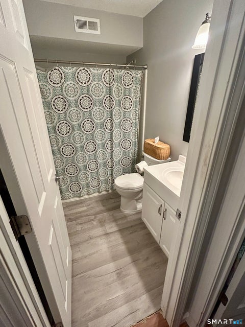 Tiny photo for 1 Forest Glen Circle #6, Middletown, CT 06457 (MLS # 24215771)
