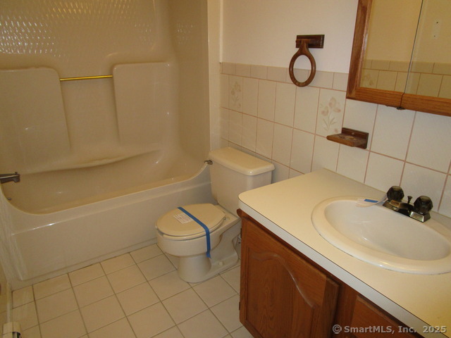 54 Visconti Drive, Naugatuck, Connecticut image 7