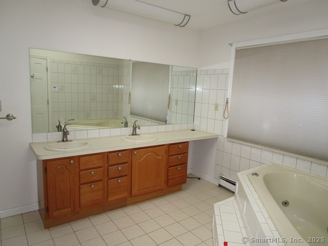 54 Visconti Drive, Naugatuck, Connecticut image 9