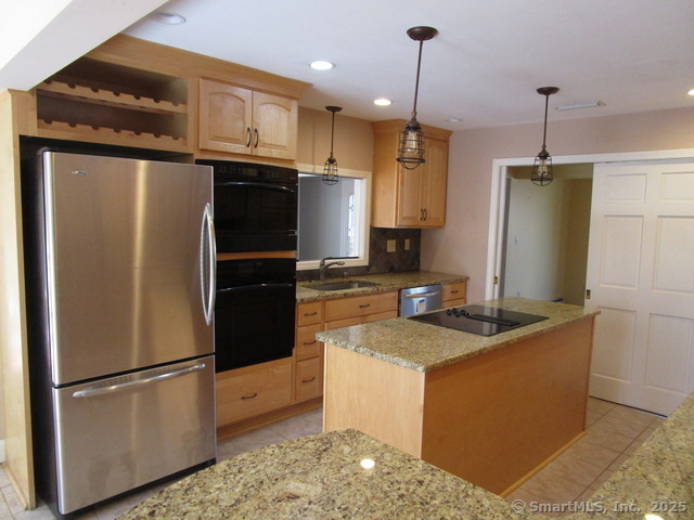 54 Visconti Drive, Naugatuck, Connecticut image 2