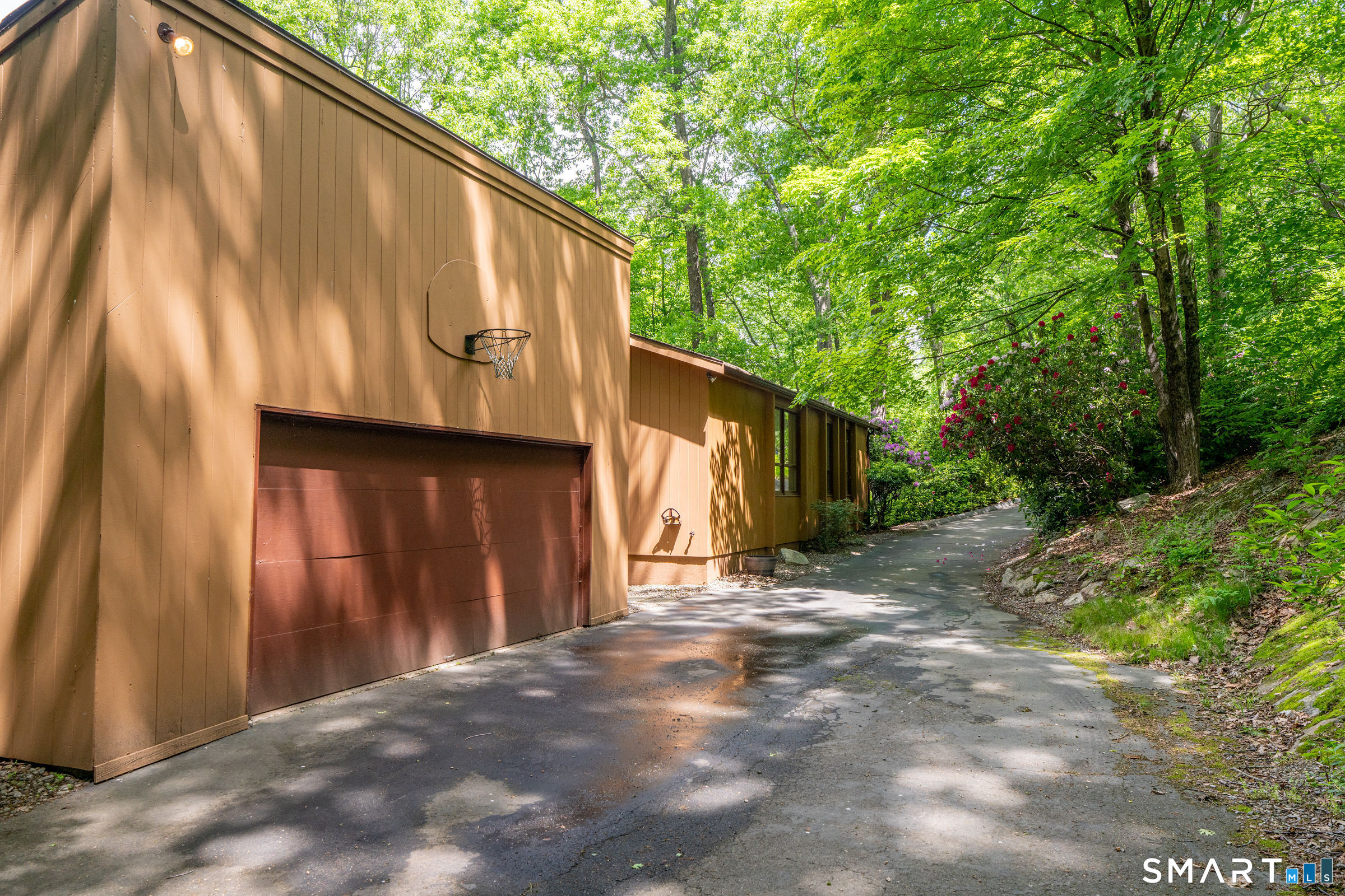 222 Box Mountain Drive