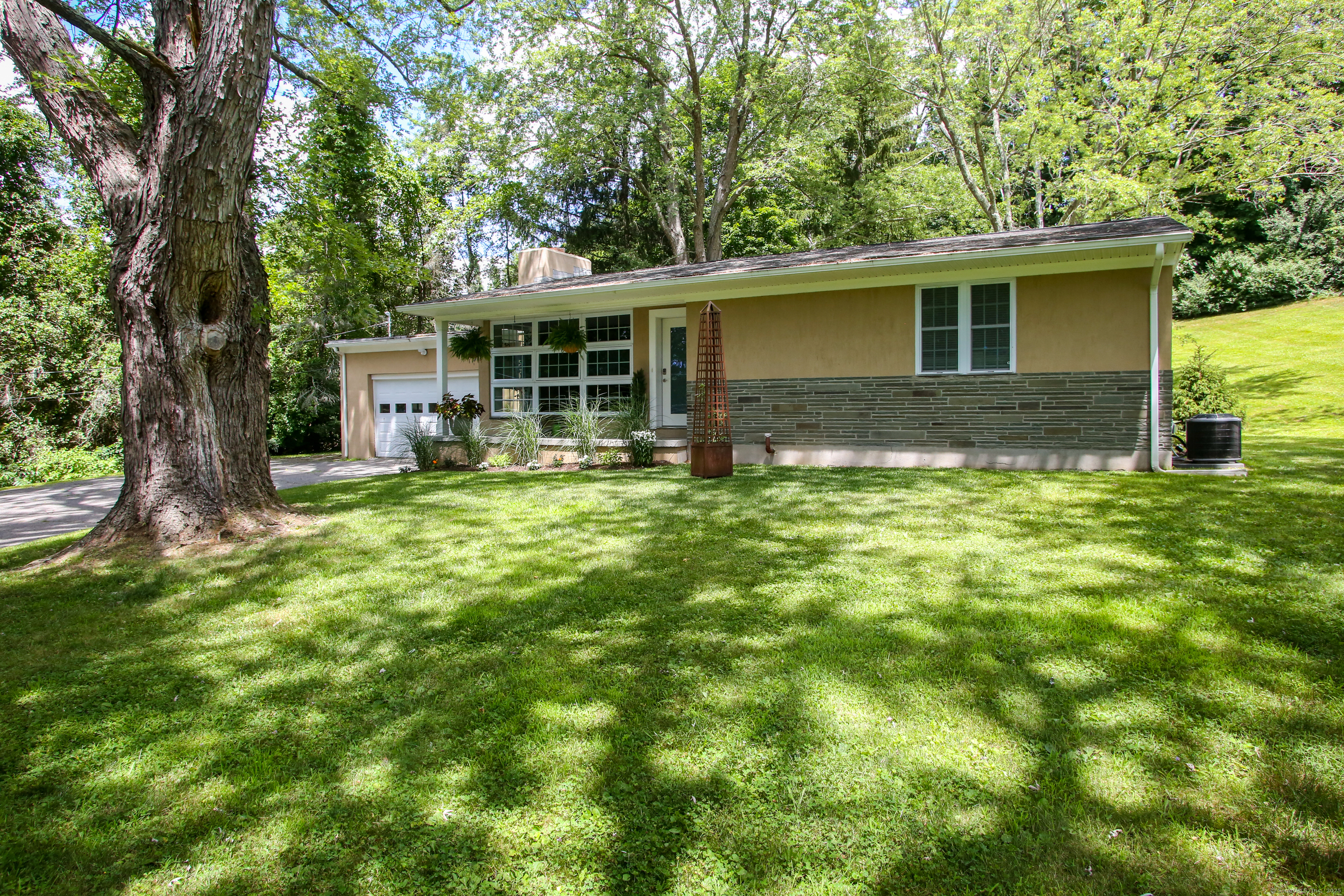2 Chatfield Road