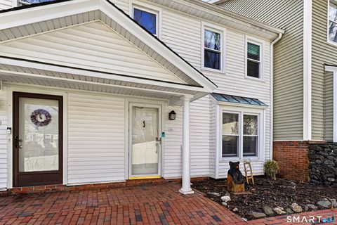 Condo For Sale - 1 E Hayestown Road #15<br/> Danbury, CT 06811