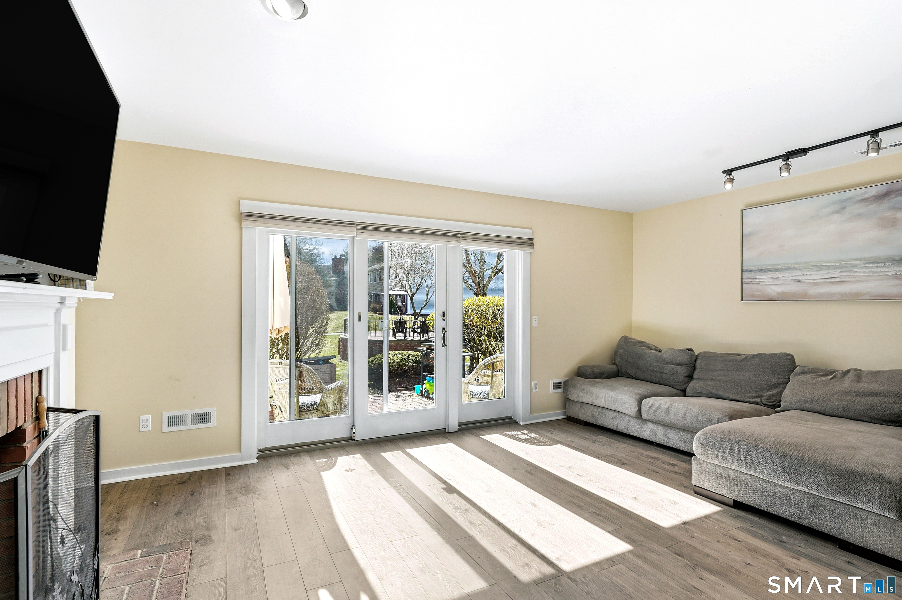 1 East Hayestown Road 15