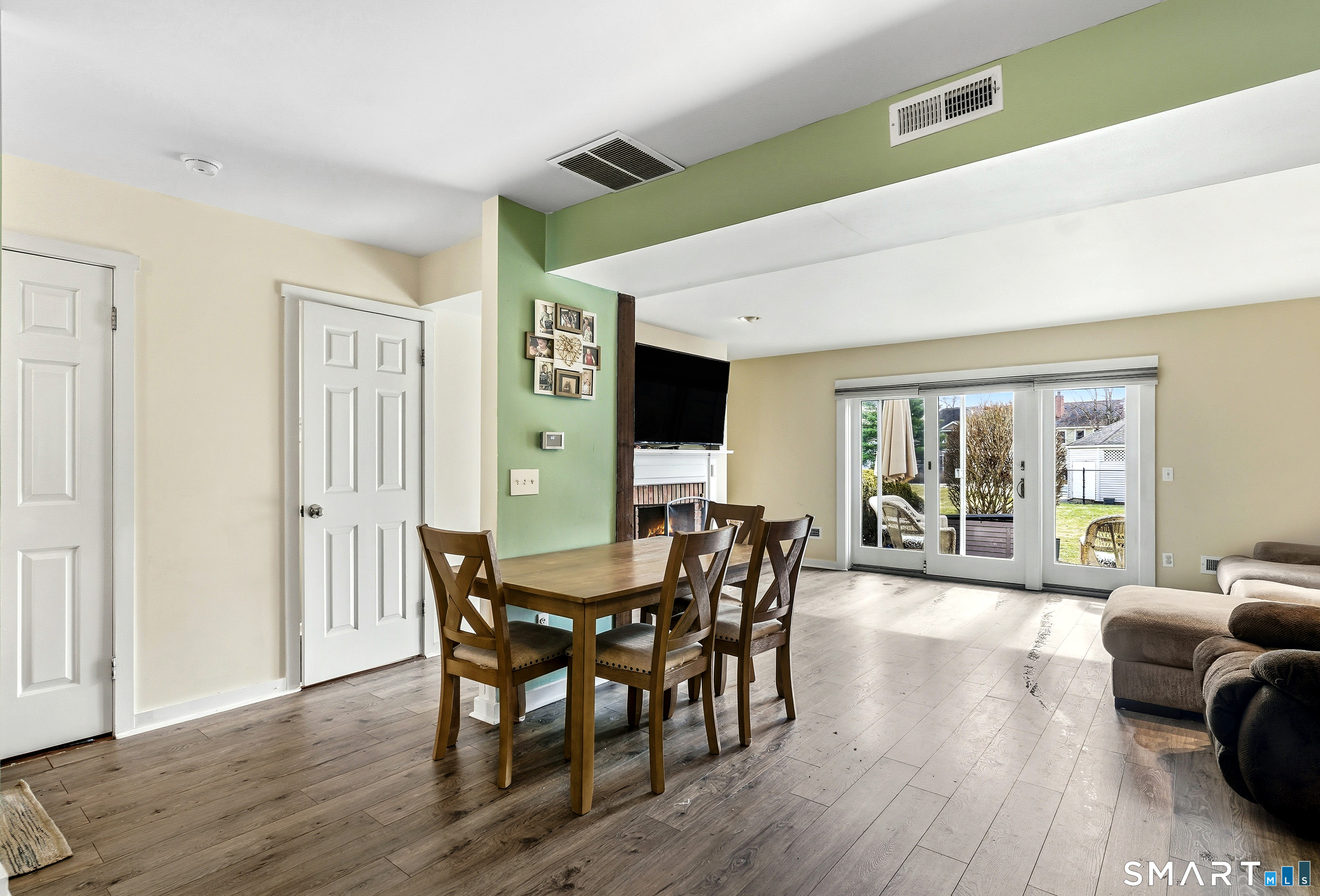 1 East Hayestown Road 15