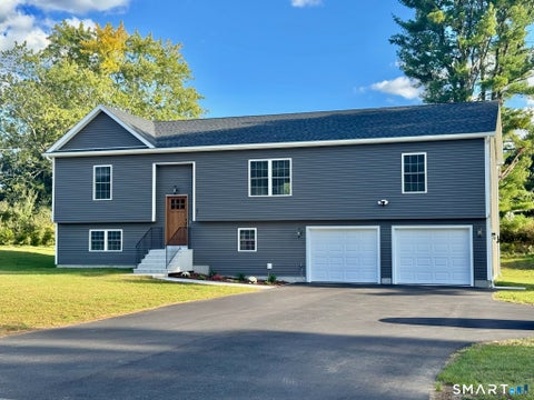 Photo for 231 Cemetery Road