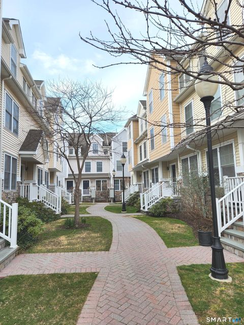 Tiny photo for 85 Camp Avenue #APT 3B, Stamford, CT 06907 (MLS # 24145493)