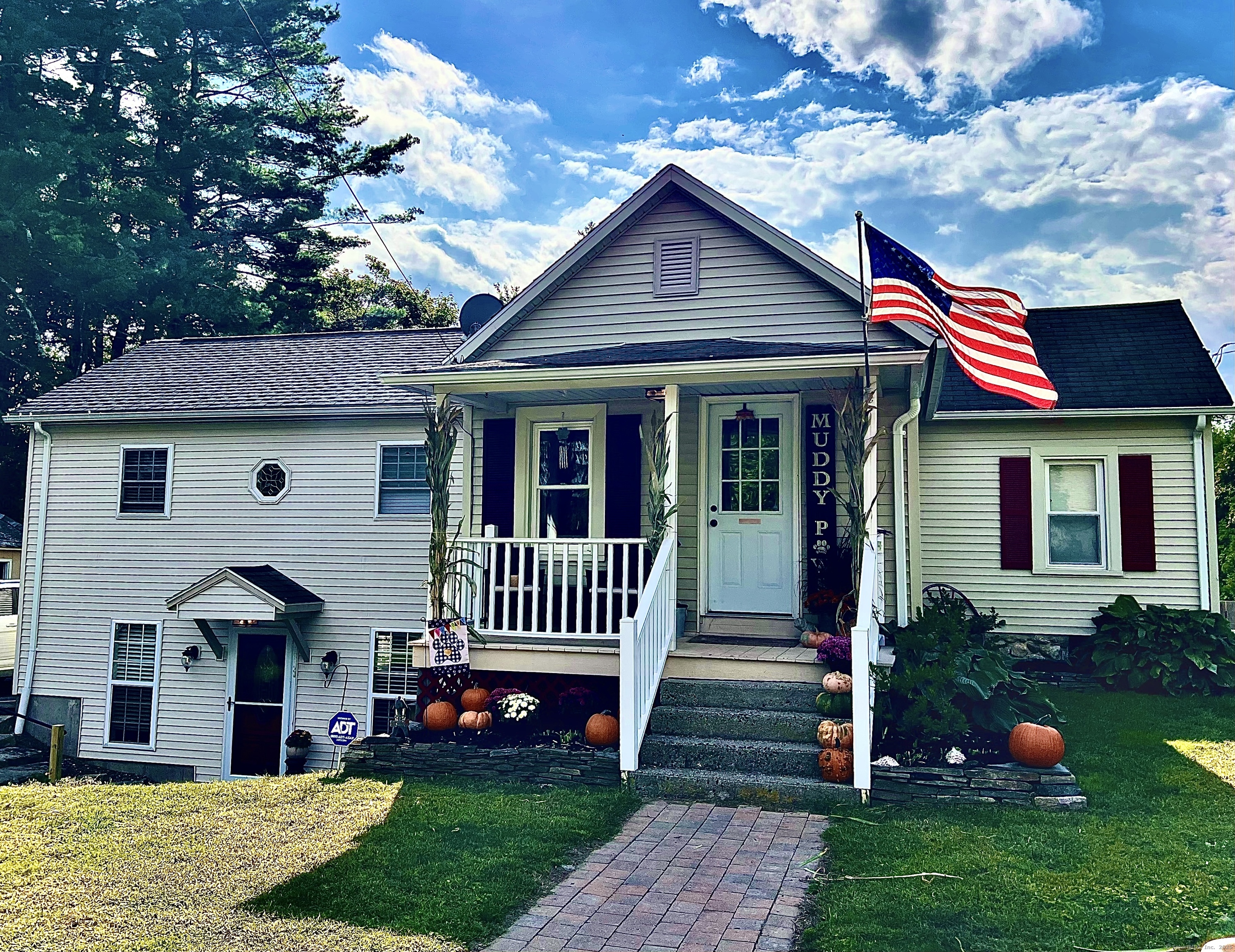 5 Holt Street