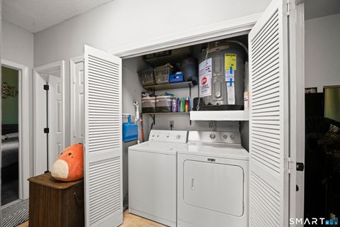 Tiny photo for 211 Carriage Crossing Lane #211, Middletown, CT 06457 (MLS # 24146912)