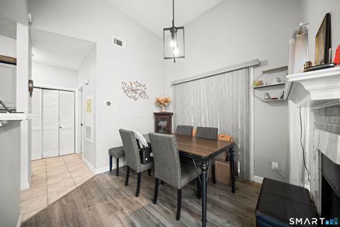 Tiny photo for 211 Carriage Crossing Lane #211, Middletown, CT 06457 (MLS # 24146912)