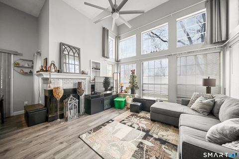 Tiny photo for 211 Carriage Crossing Lane #211, Middletown, CT 06457 (MLS # 24146912)