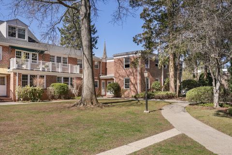 172 Putnam Park, Greenwich, CT 06830 - #: 24072623