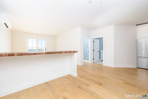 Tiny photo for 185 Main Street #305, East Lyme, CT 06357 (MLS # 24152326)