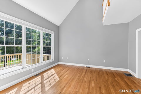 Tiny photo for 3 Cavendish Place #3, Avon, CT 06001 (MLS # 24207040)