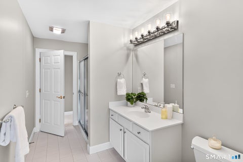 Tiny photo for 3 Cavendish Place #3, Avon, CT 06001 (MLS # 24207040)