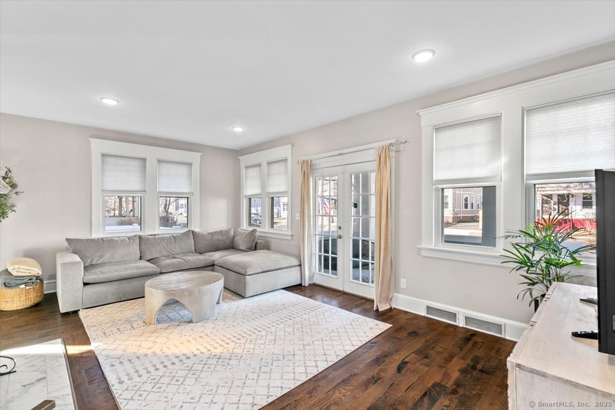 890 Elm Street, New Haven, Connecticut image 5