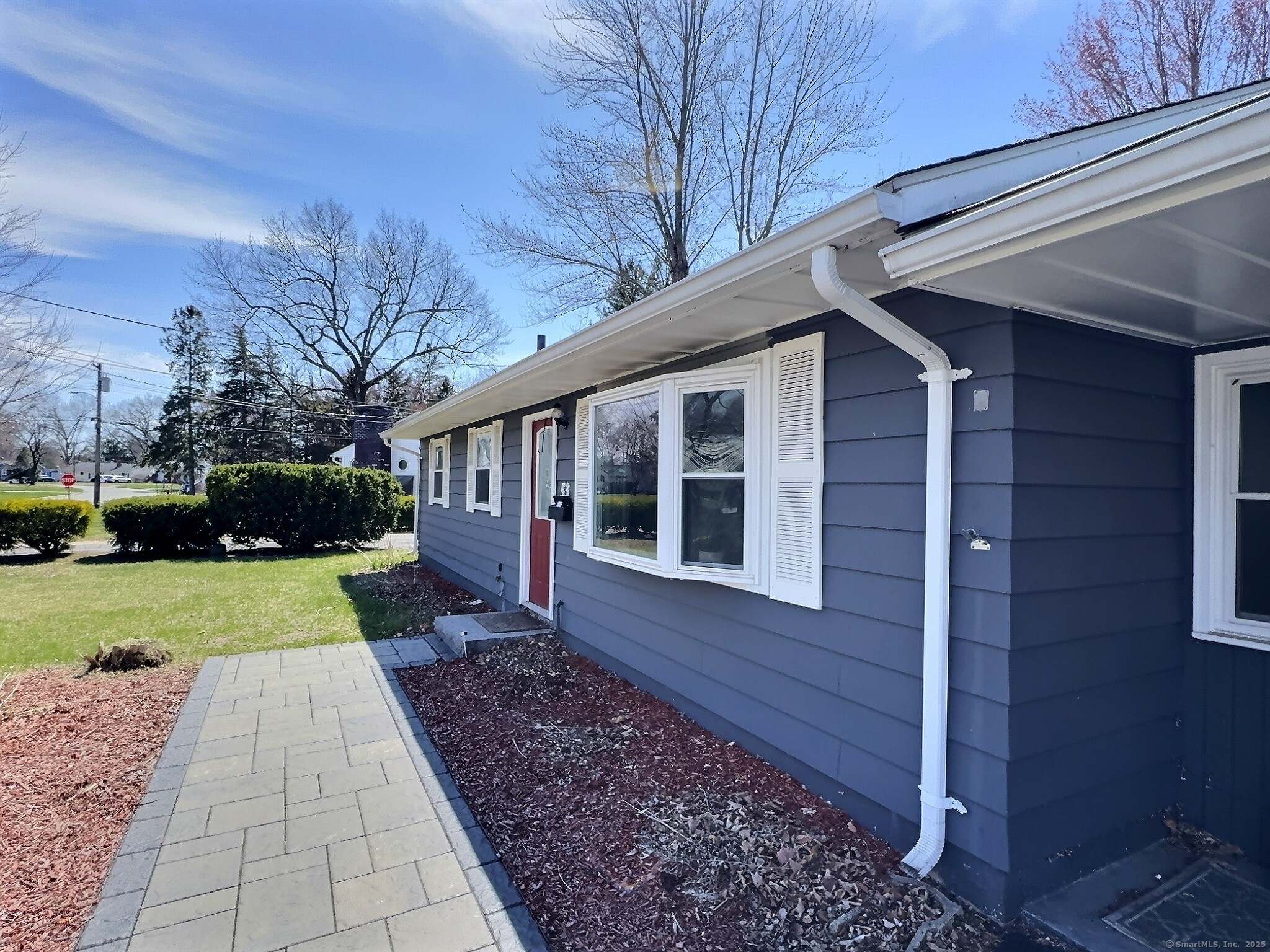 53 Cornwall Drive, Windsor Locks, Connecticut image 2