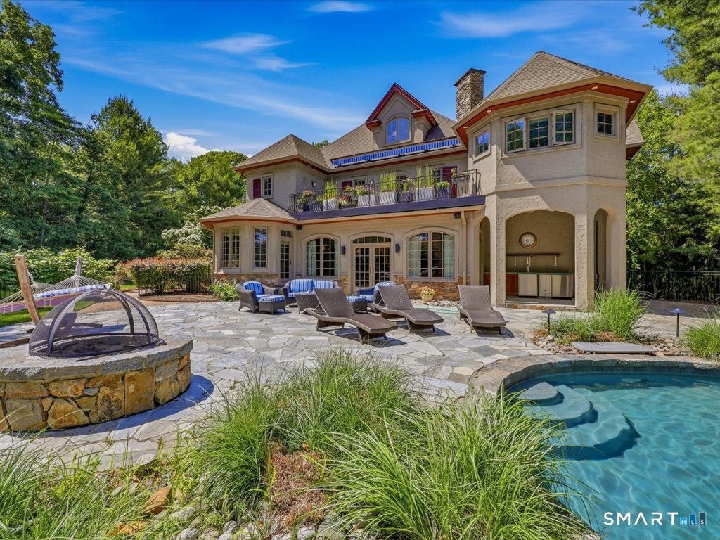 76 Sachem Head Road