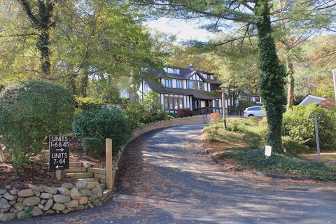 Tiny photo for 360 Fountain Street #APT 5, New Haven, CT 06515 (MLS # 24142359)