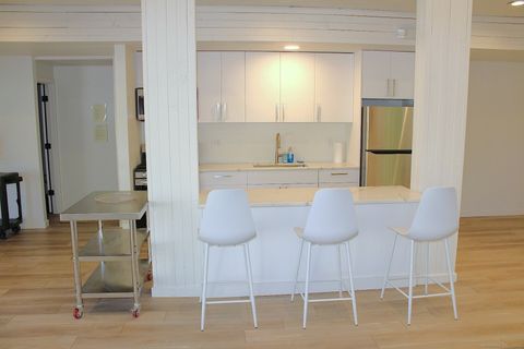 Tiny photo for 360 Fountain Street #APT 5, New Haven, CT 06515 (MLS # 24142359)