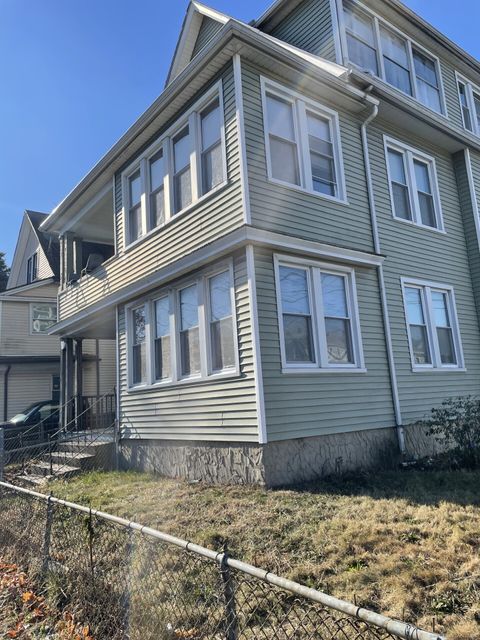 2463 East Main Street Bridgeport CT 06610