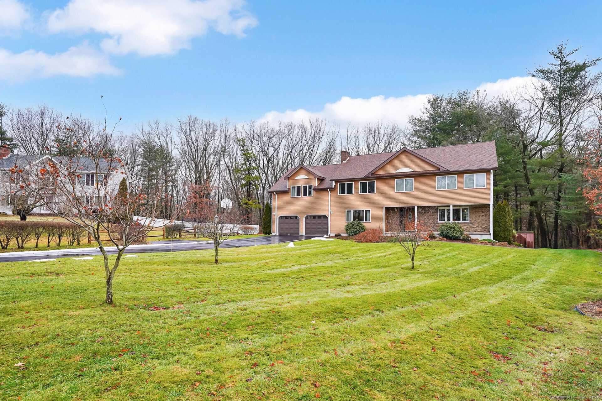 Photo 1 of 61 Meakin Drive, Windsor, Connecticut, $598,000, Web #: 24000307
