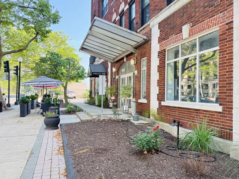 881 Lafayette Boulevard 2H Bridgeport CT 06604