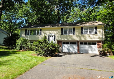 Photo of 25 Sylvia Lane, Windsor, CT 06095 (MLS # 24180894)