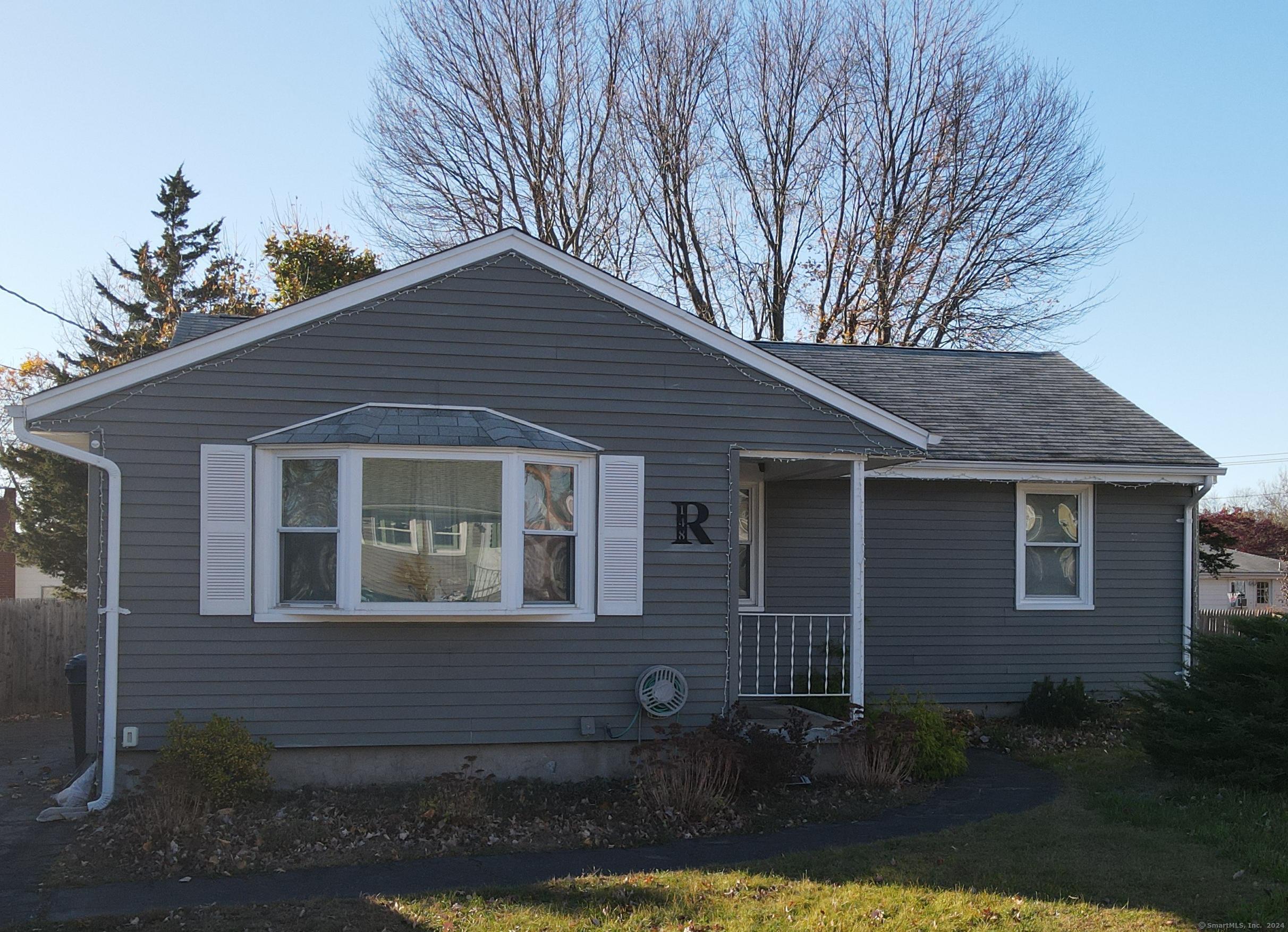 Property for Sale at 148 Central Avenue, West Haven, Connecticut - Bedrooms: 3 
Bathrooms: 1 
Rooms: 6  - $379,000