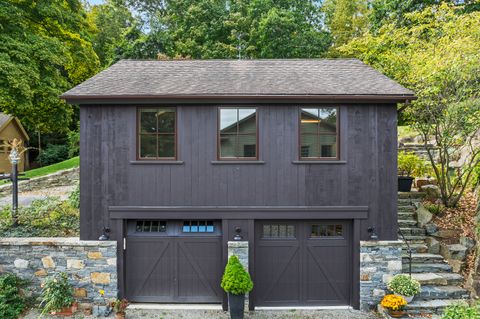 65 Landing Road Studio Haddam CT 06441