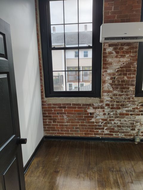 Tiny photo for 125 West Main Street #101, Plainville, CT 06062 (MLS # 24144859)