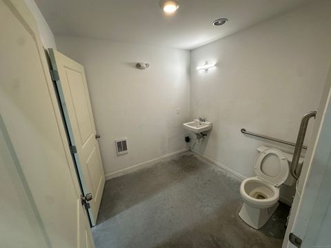 Tiny photo for 176 Boston Post Road #5, Westbrook, CT 06498 (MLS # 24145367)