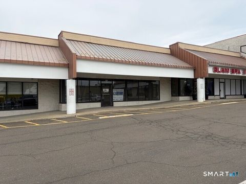 Photo of 200 Boston Post Road #3, Orange, CT 06477 (MLS # 24152858)
