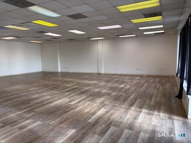 200 Boston Post Road 3