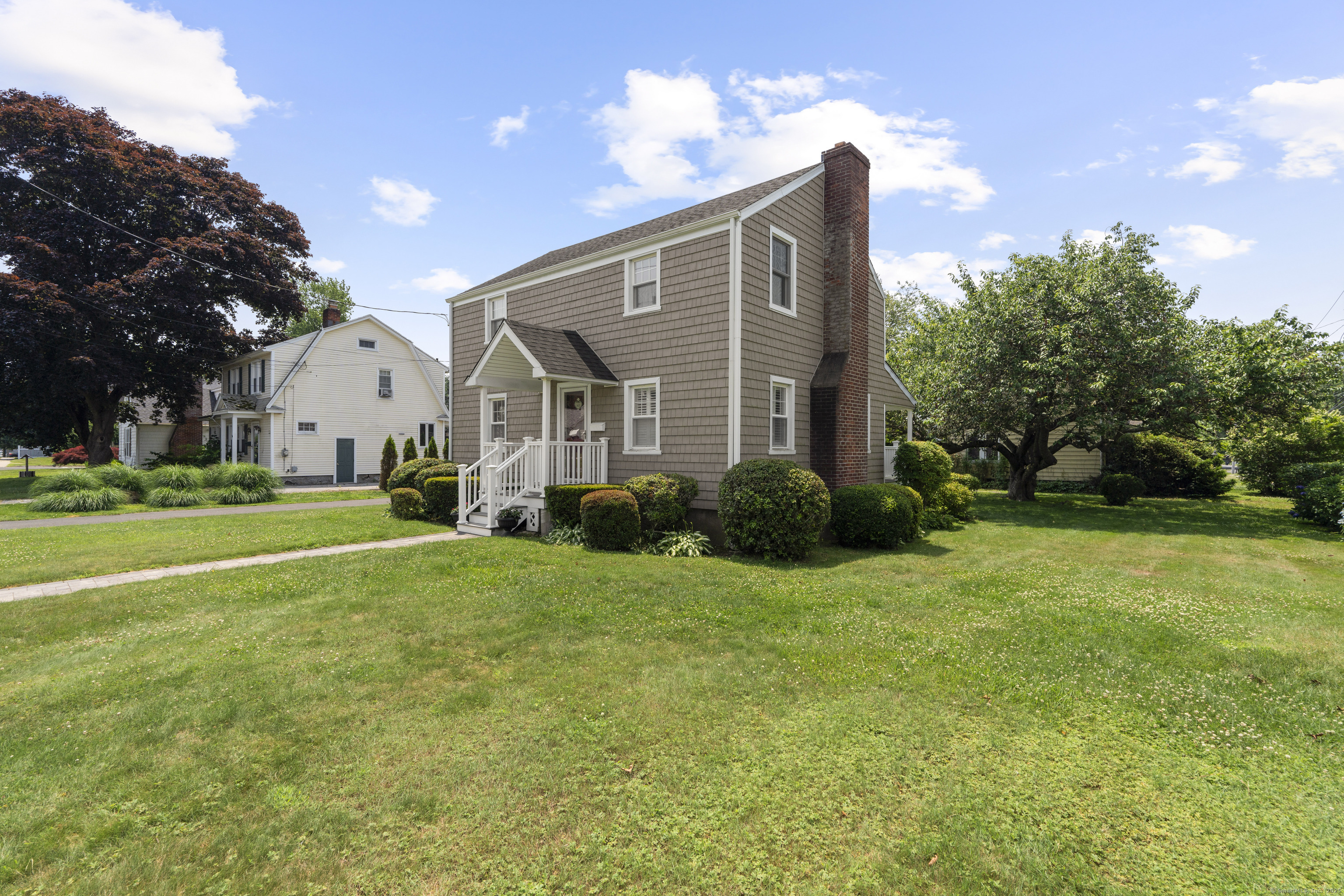 103 Rivercliff Drive