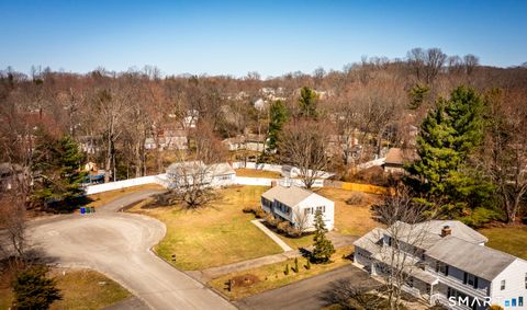 11 North Hearthstone Drive Bethel CT 06801