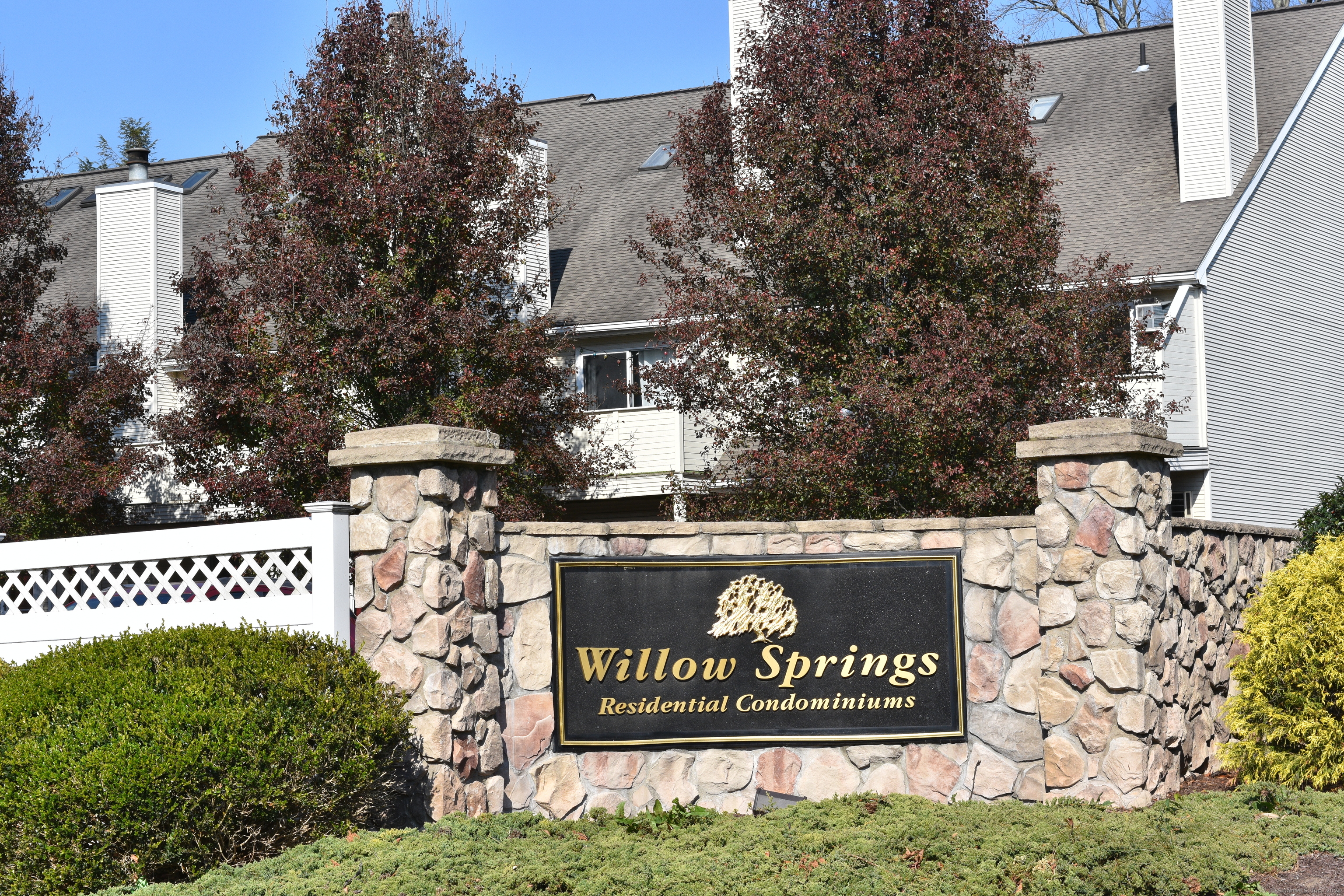 17 Willow Springs 17, New Milford, Connecticut - 2 Bedrooms  
1 Bathrooms  
4 Rooms - 