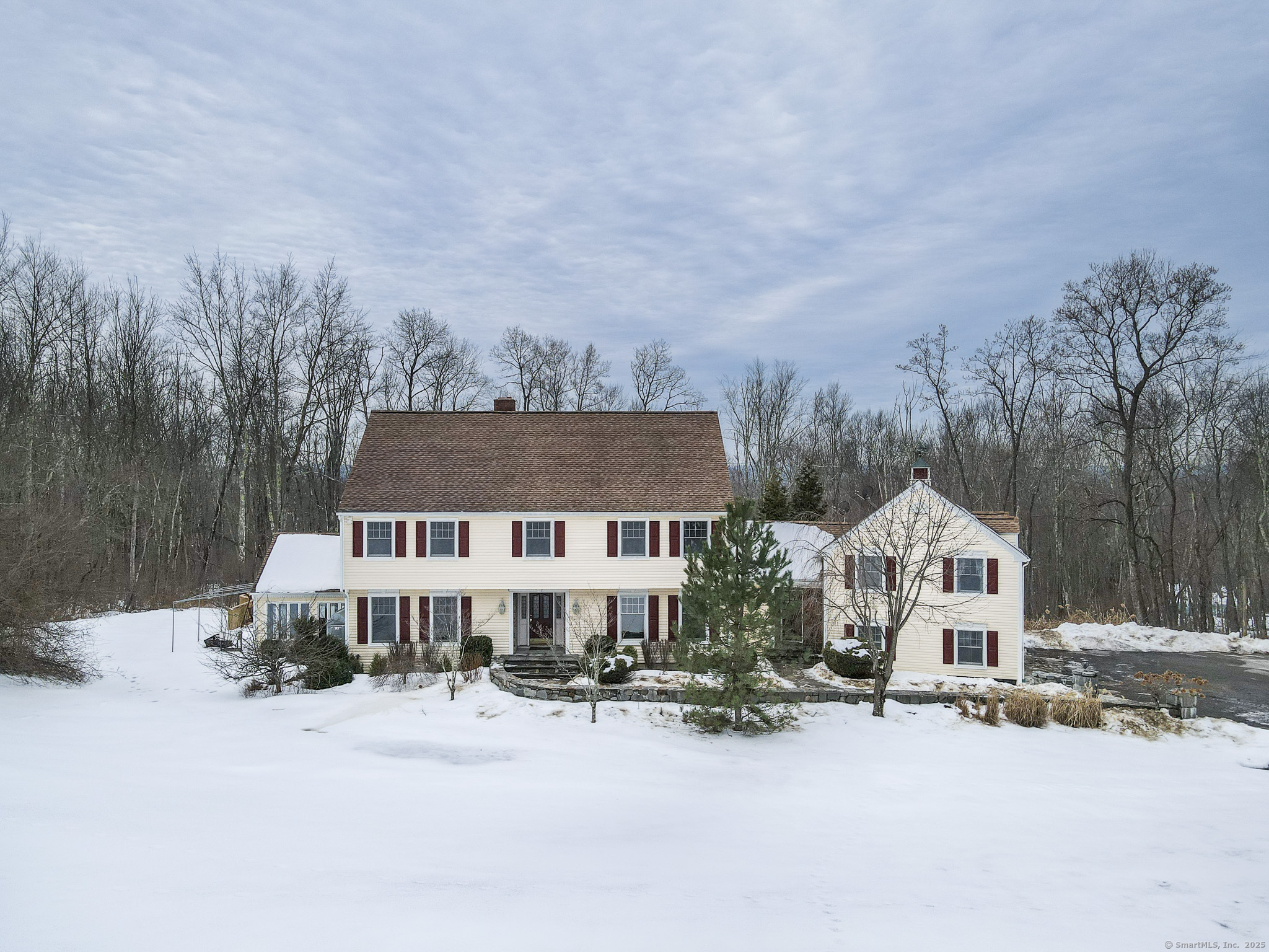 16 Saddle Ridge Road, New Milford, Connecticut image 1