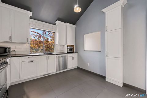 Tiny photo for 2539 Bedford Street #34C, Stamford, CT 06905 (MLS # 24170469)