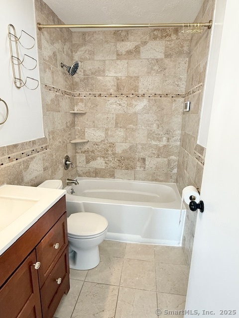 Stamford, Connecticut 06902, United States, 2 Bedrooms Bedrooms, ,3 BathroomsBathrooms,Residential,Active,223679