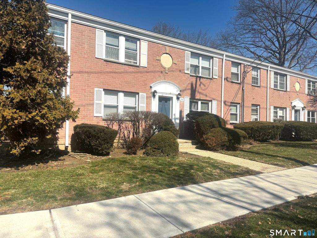 Photo of 246 Seaton Road #APT 2, Stamford, CT 06902 (MLS # 24158469)