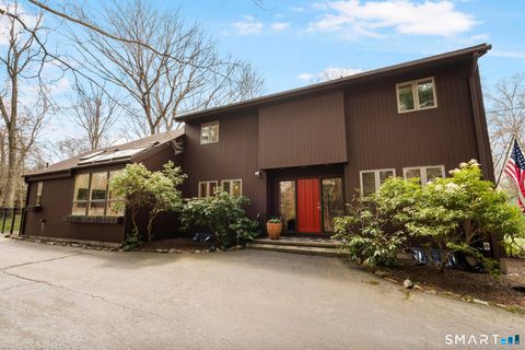 81 Deer Run Road Woodbridge CT 06525