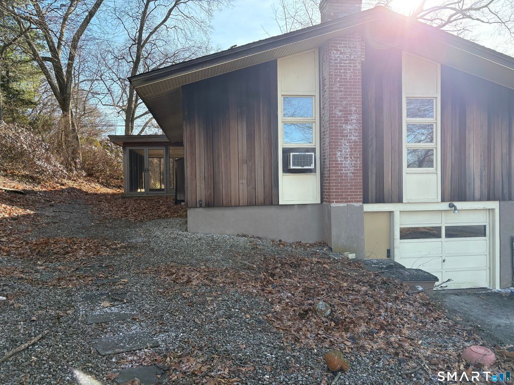 Photo of 274 South Street, Vernon, CT 06066 (MLS # 24146164)