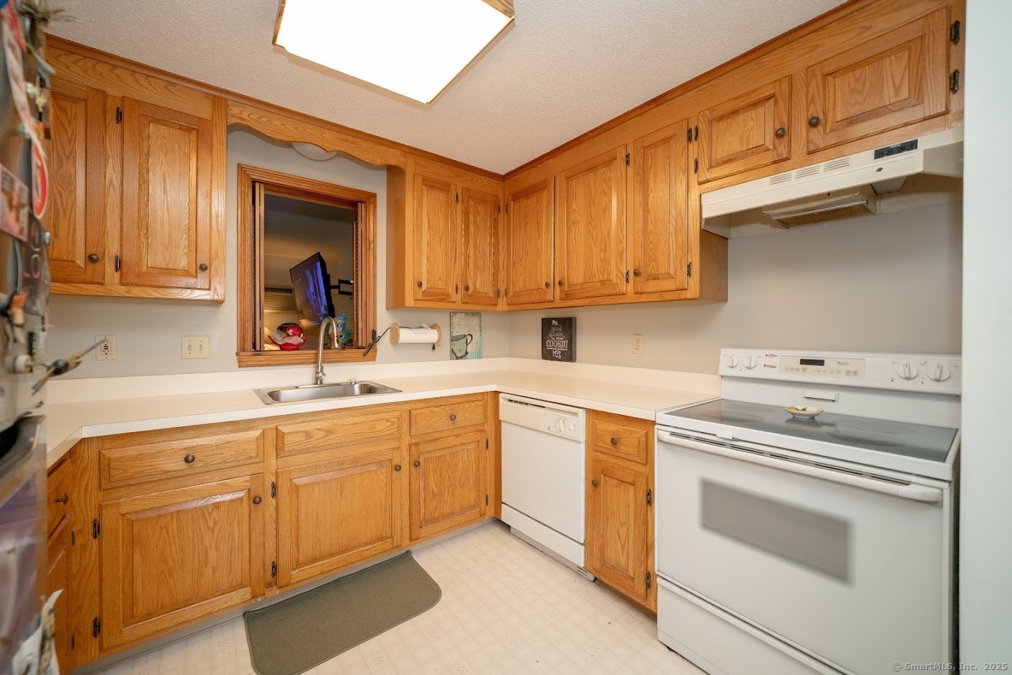 46 Edgewood Street #APT 37, Stafford, Connecticut image 4
